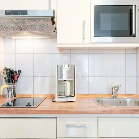 Apartment 542, Seepark