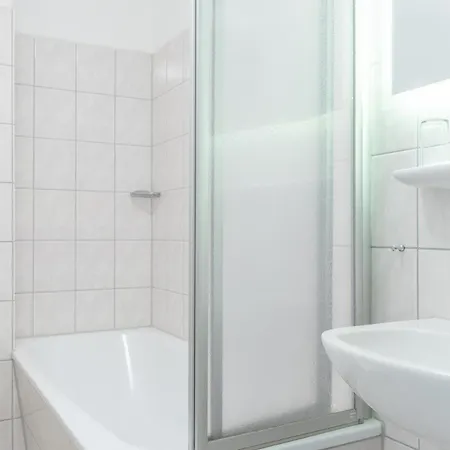 542, Seepark Apartment